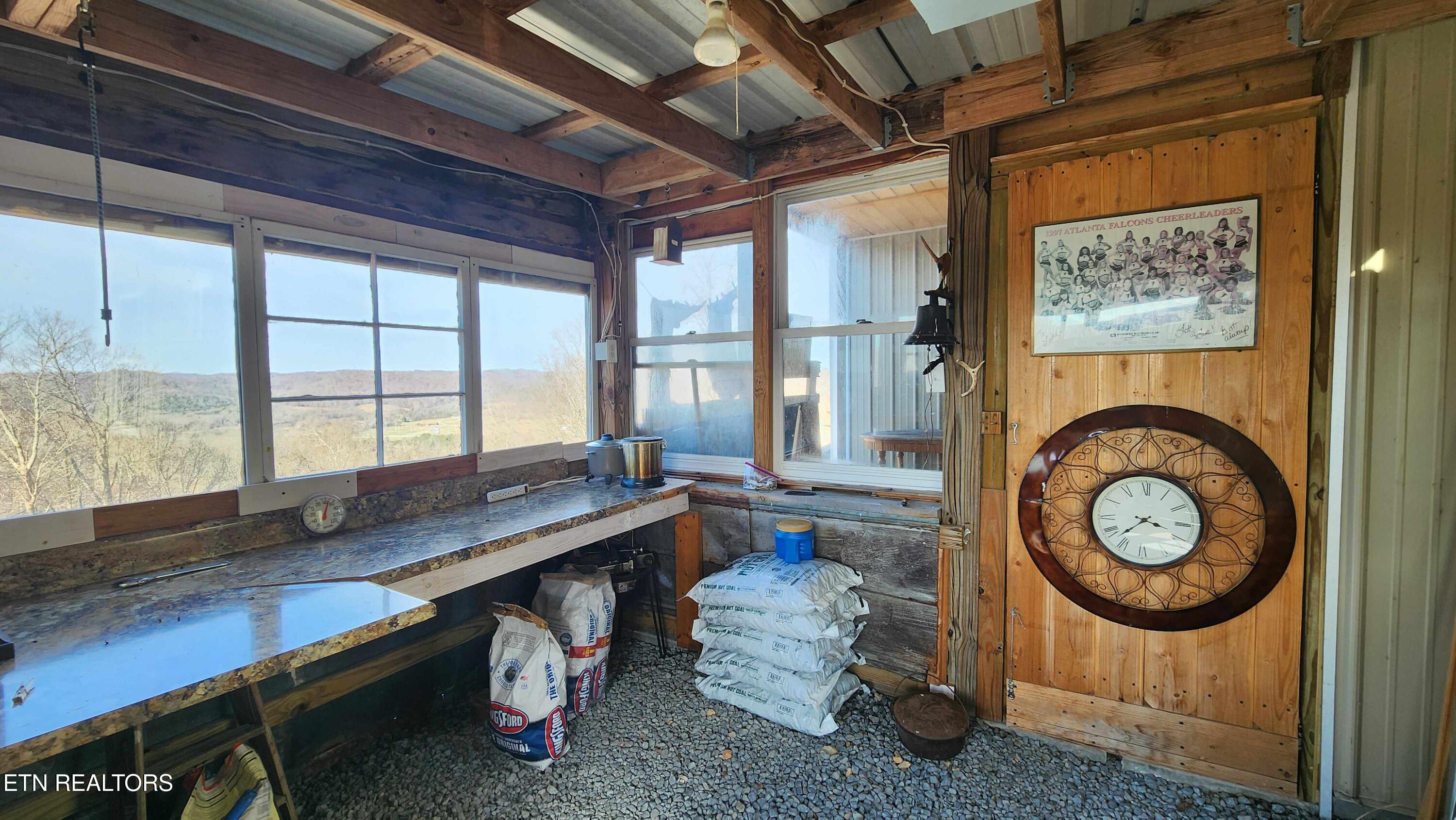 276 Schelley Road Gainesboro, TN 38562 - Photo 14 of 55 276 Schellley Road Gainsboro -- Bonus Ro