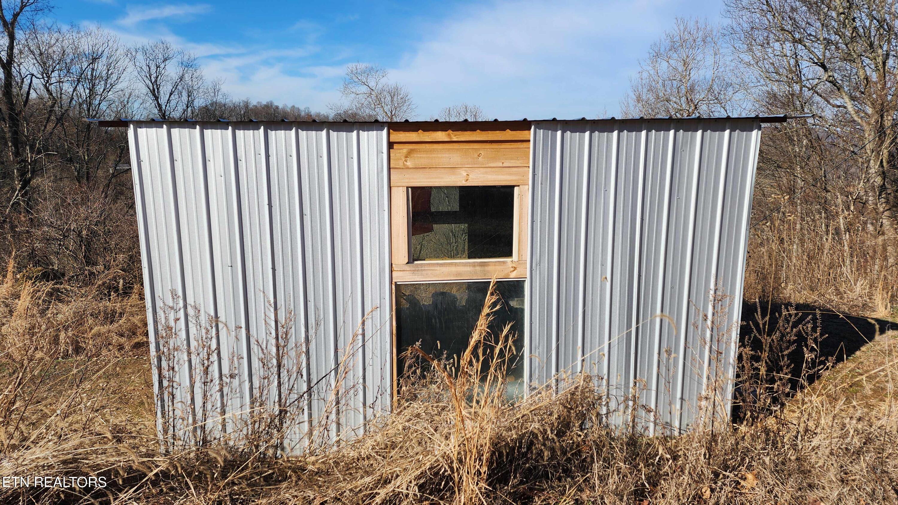 276 Schelley Road Gainesboro, TN 38562 - Photo 39 of 55 276 Schellley Road Gainsboro -- Building