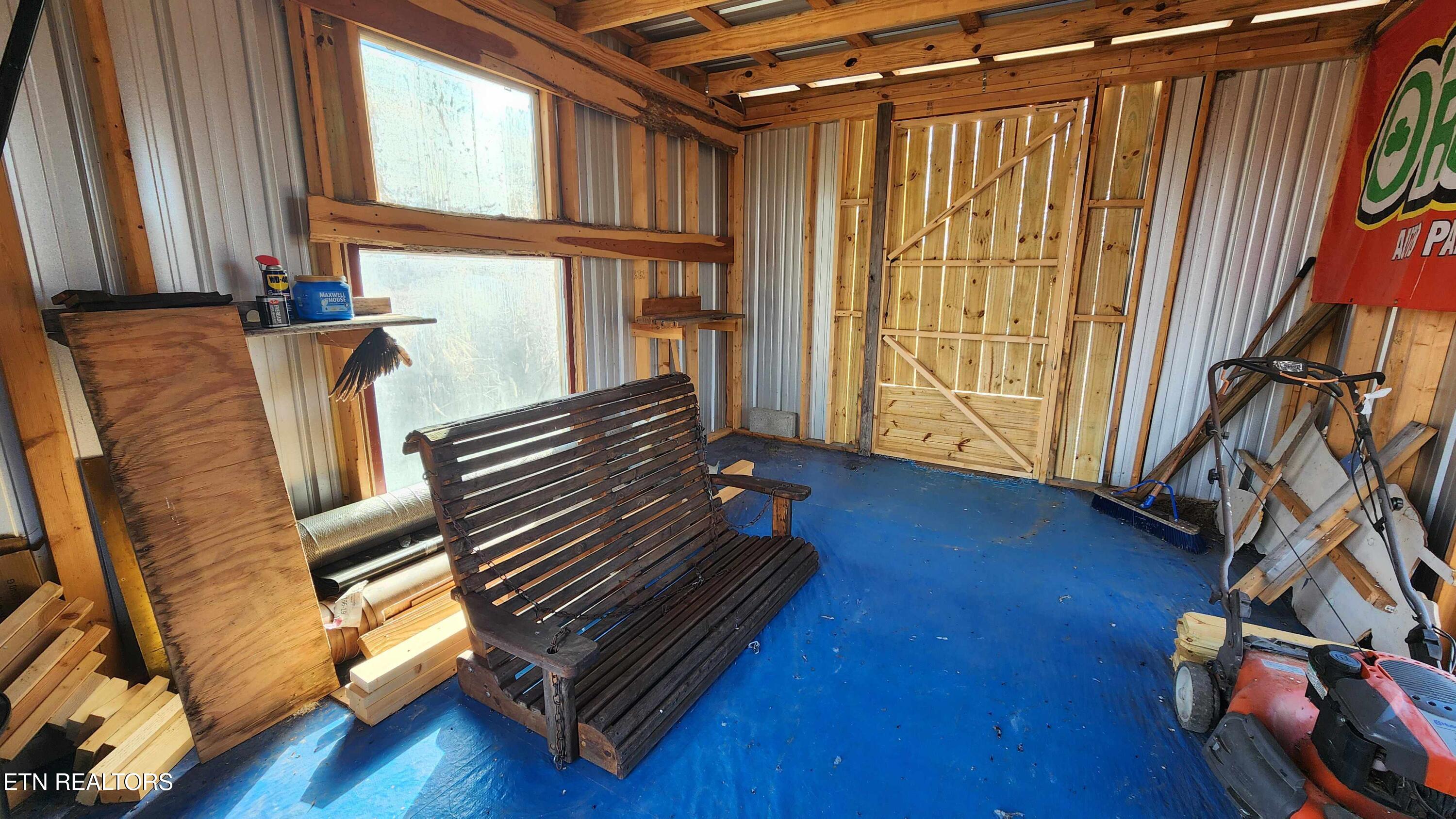 276 Schelley Road Gainesboro, TN 38562 - Photo 42 of 55 276 Schellley Road Gainsboro -- Building