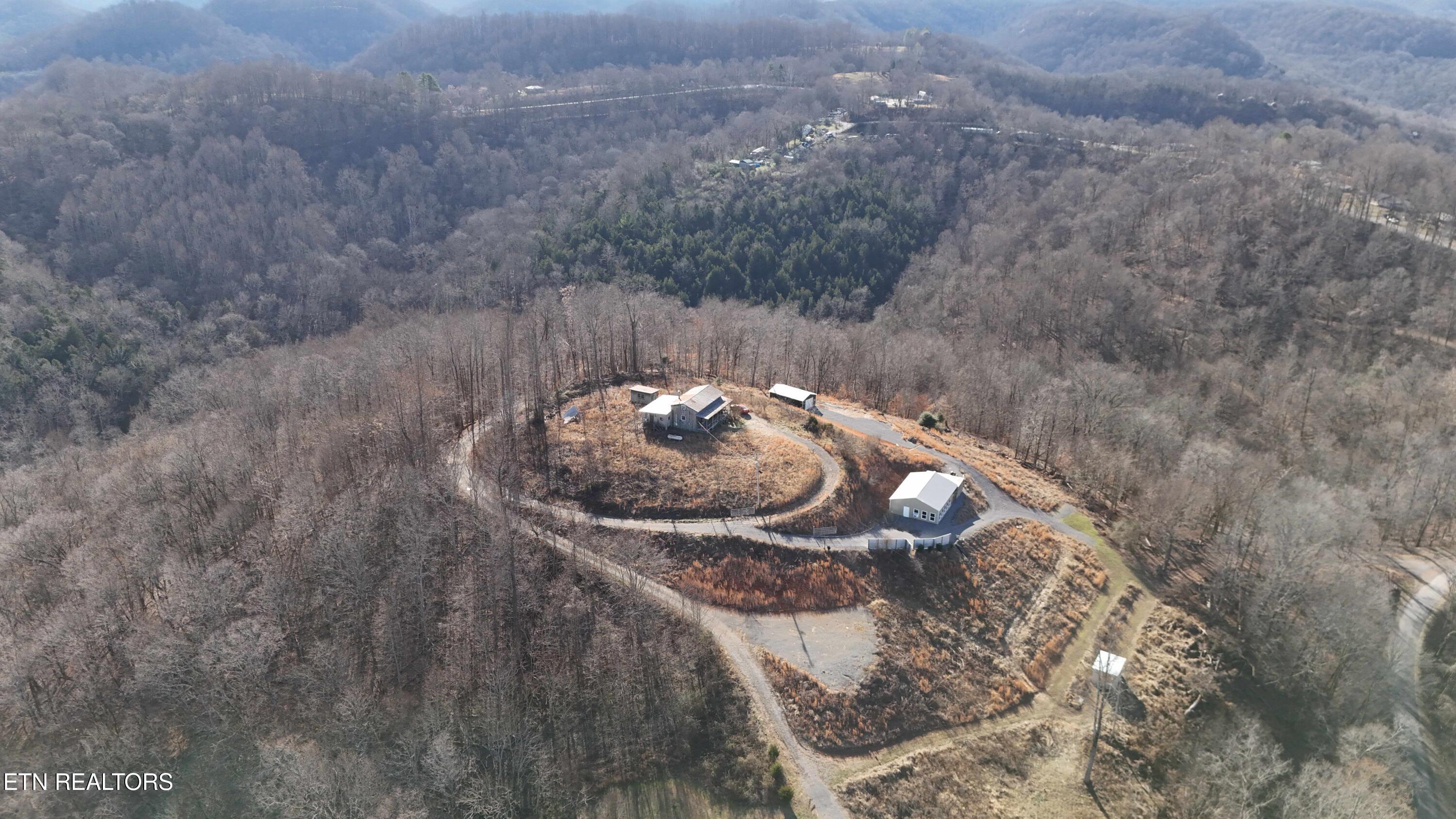276 Schelley Road Gainesboro, TN 38562 - Photo 48 of 55 276 Schellley Road Gainsboro -- Drone Ri
