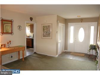 439 Foster Drive Springfield, PA 19064 - Photo 6 of 12 Foyer