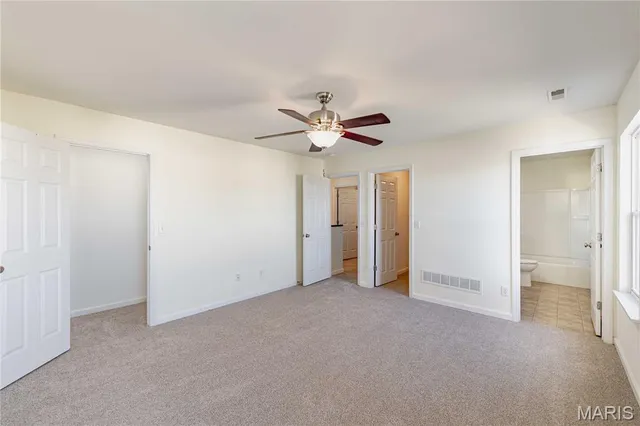 $287,500 | 618 Country Heights Drive, Lake St. Louis, MO 63367