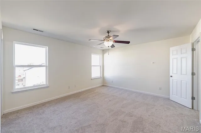 $287,500 | 618 Country Heights Drive, Lake St. Louis, MO 63367