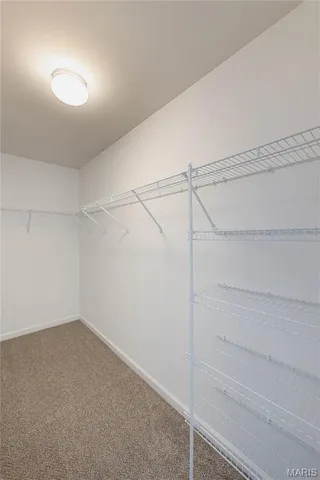 $287,500 | 618 Country Heights Drive, Lake St. Louis, MO 63367