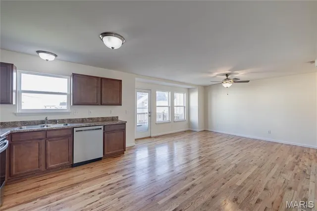 $287,500 | 618 Country Heights Drive, Lake St. Louis, MO 63367