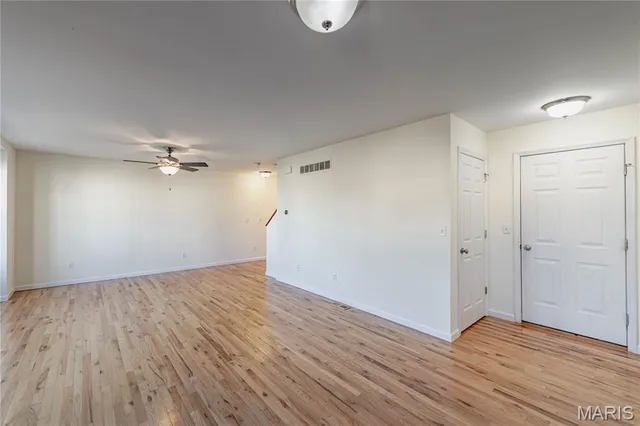 $287,500 | 618 Country Heights Drive, Lake St. Louis, MO 63367