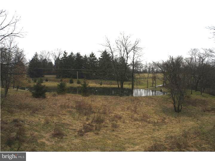 308 Nottingham Drive Spring City, PA 19475 - Photo 13 of 25 Gallery Image 13