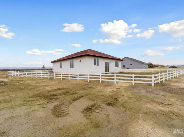 $495,000 | Undisclosed Address, Taft, CA 93268