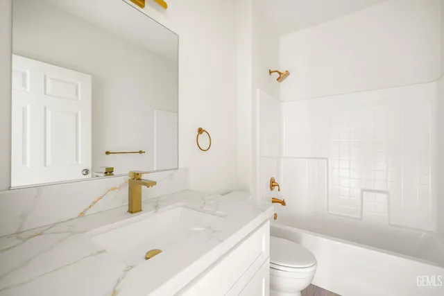 $495,000 | Undisclosed Address, Taft, CA 93268