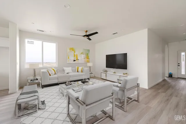 $495,000 | Undisclosed Address, Taft, CA 93268