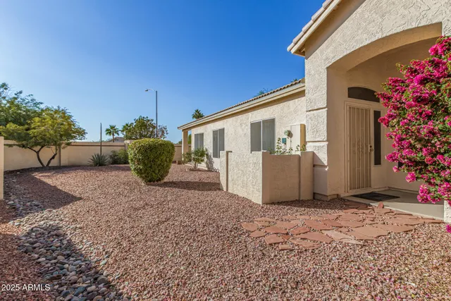 $1,800 | 9069 West Behrend Drive, Peoria, AZ 85382