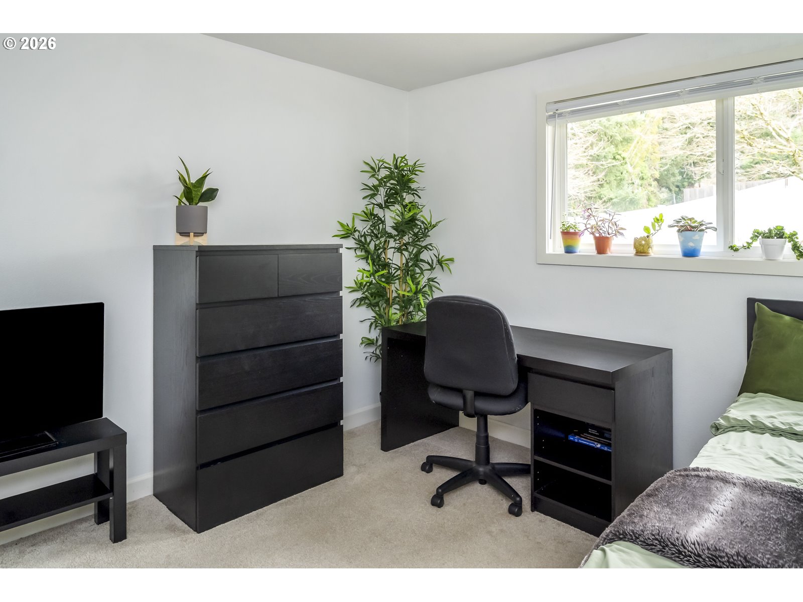 2520 Southwest Towle Avenue Gresham, OR 97080 - Photo 18 of 33 a workspace with furniture and a window