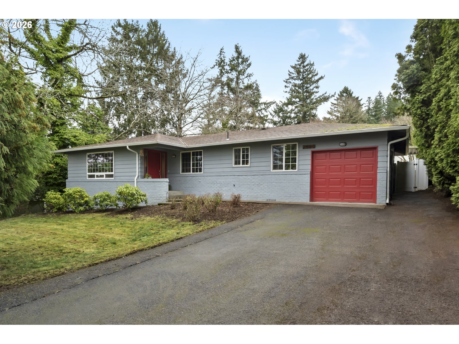 2520 Southwest Towle Avenue Gresham, OR 97080 - Photo 3 of 33 a view of outdoor space yard and garage