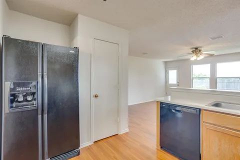 $229,990 | 3855 Hunters Point Way, Fort Worth, TX 76123