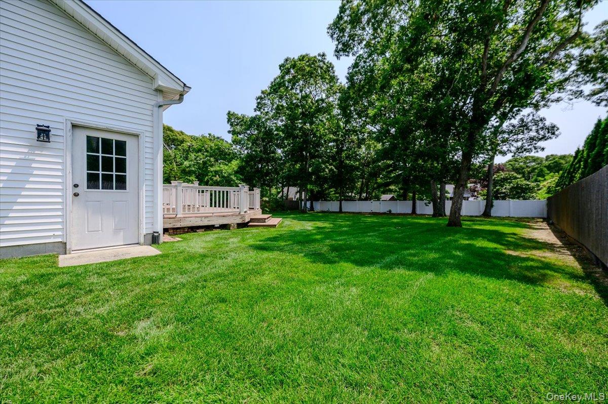 31 Carter Road Hampton Bays, NY 11946 - Photo 28 of 50 Gallery Image 28
