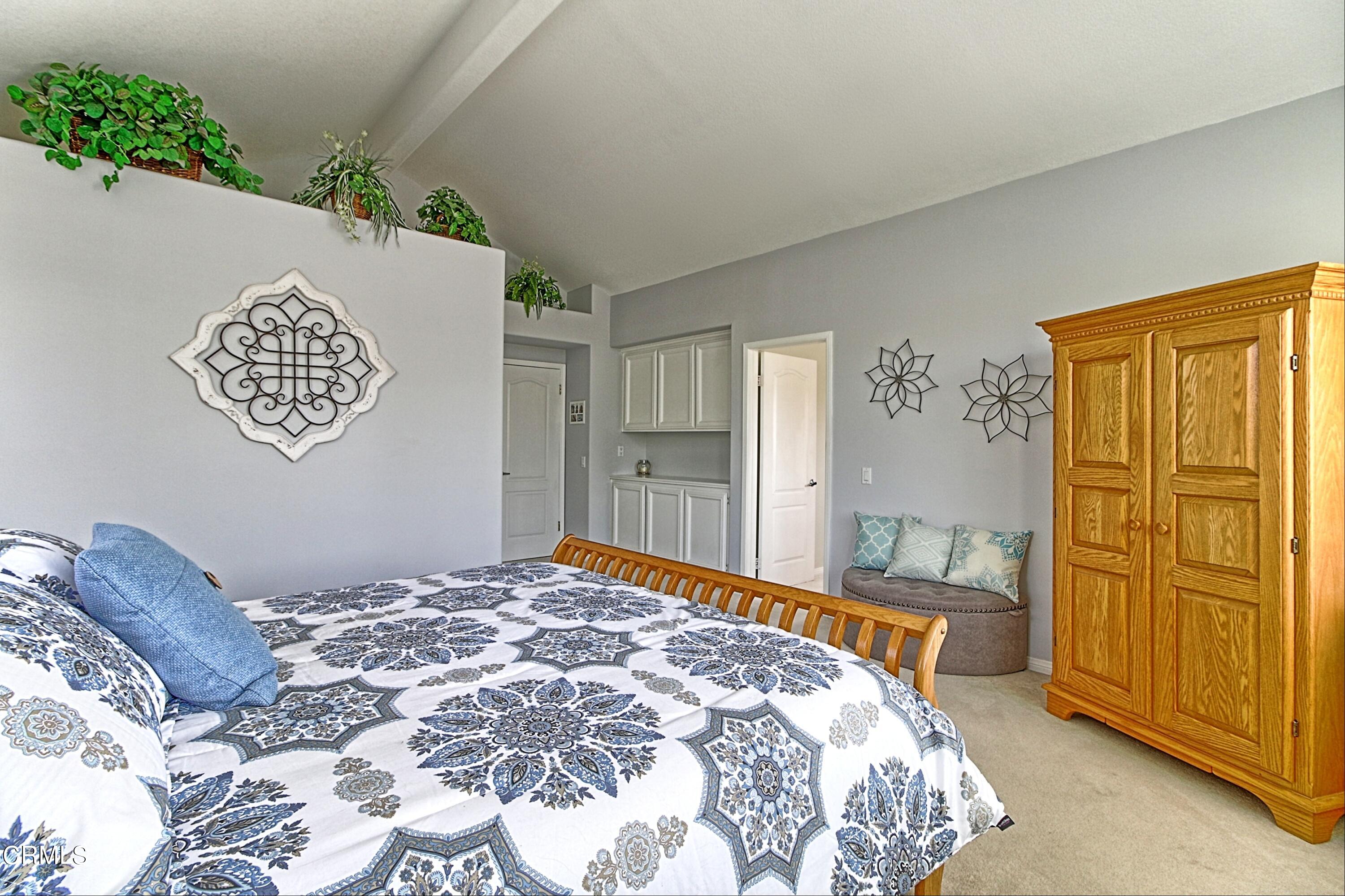 2210 Cedar Ridge Court Oxnard, CA 93036 - Photo 17 of 31 6EC88E1E-69F1-43A4-8D2A-42932D323211