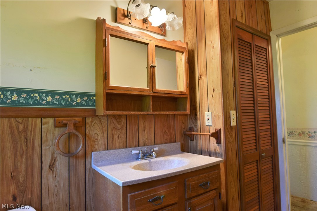 4168 Ridge Road Cortland, OH 44410 - Photo 22 of 35 Gallery Image 22