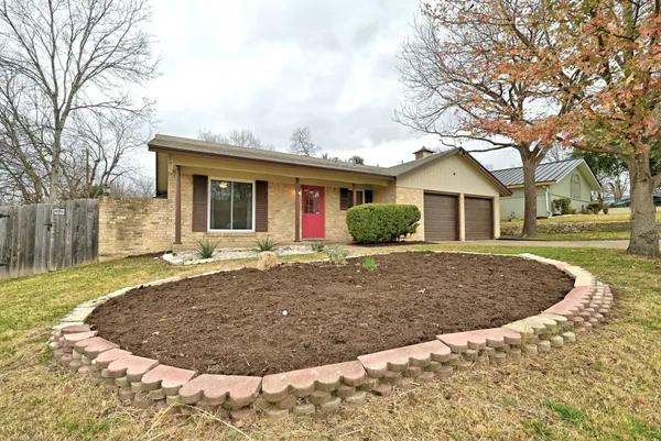 $2,295 | 6706 Kings Point, Austin, TX 78723