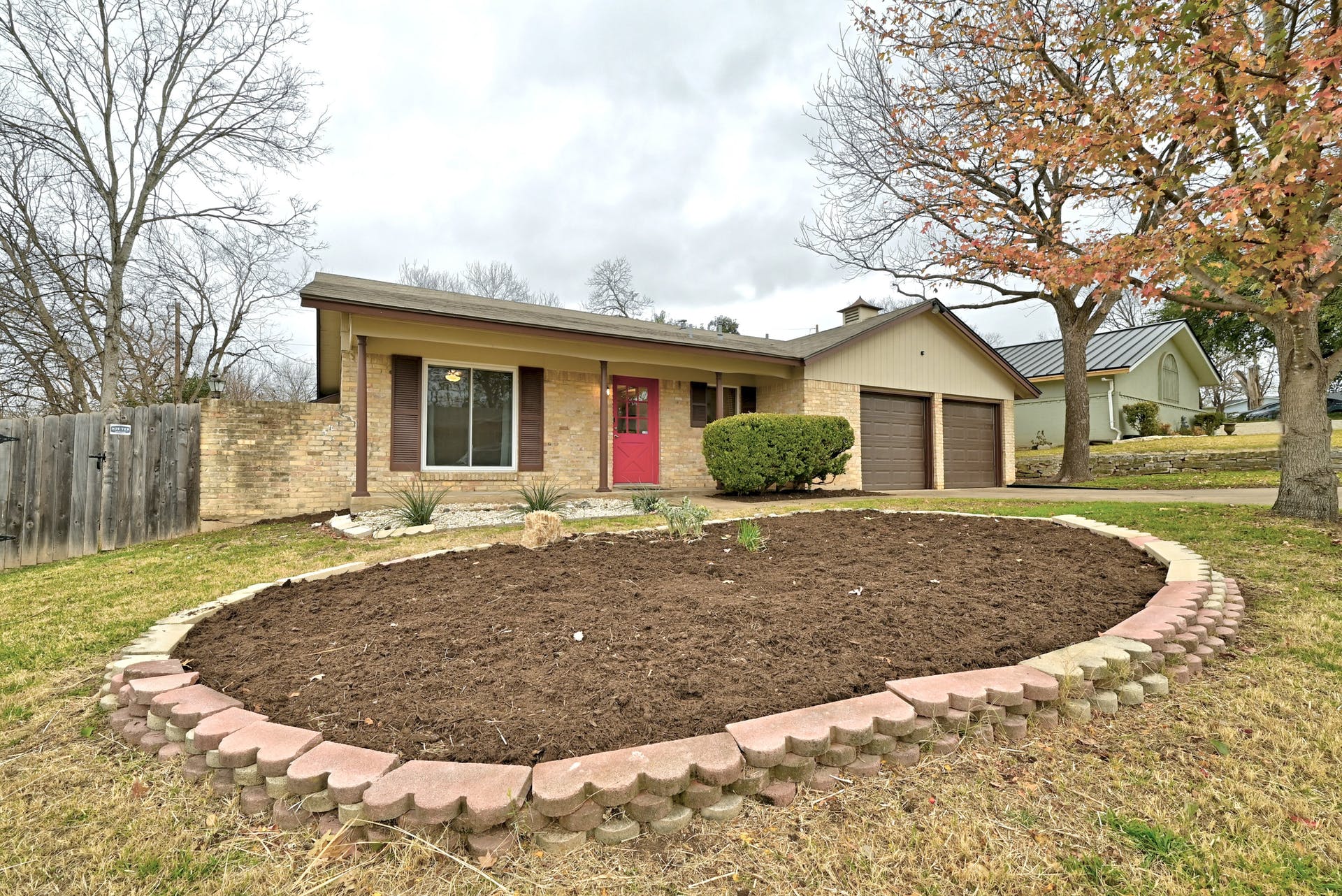 6706 Kings Point Austin, TX 78723 - Photo 2 of 25