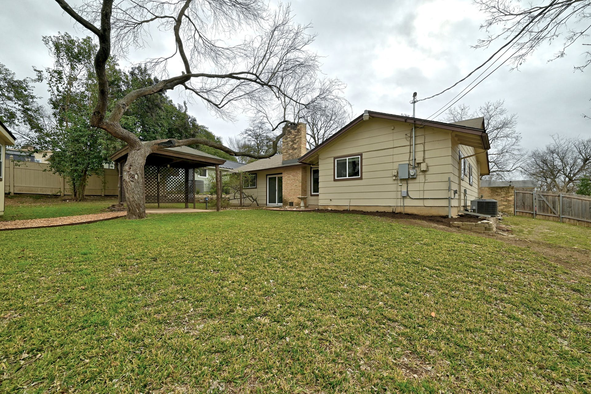 6706 Kings Point Austin, TX 78723 - Photo 22 of 25