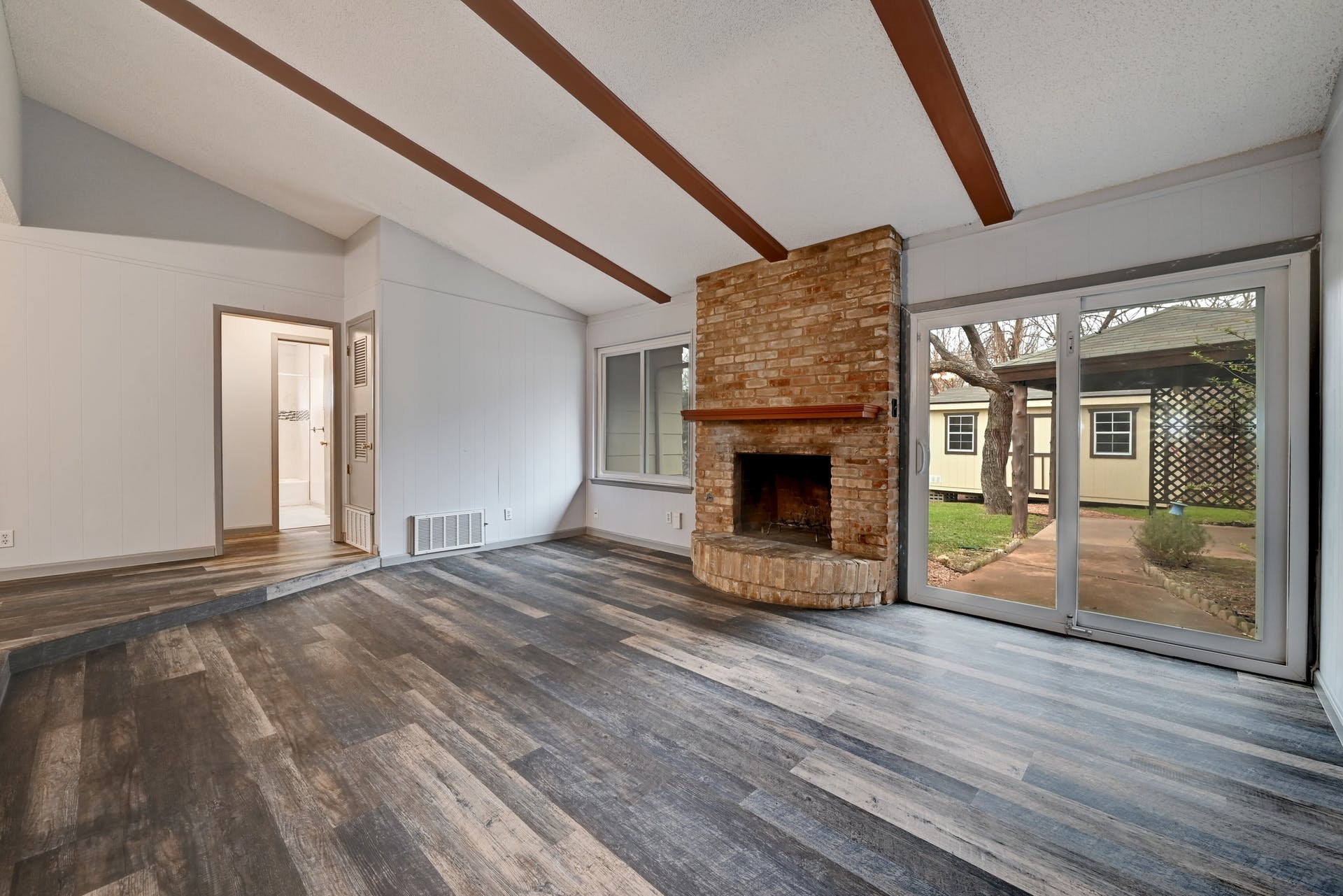 6706 Kings Point Austin, TX 78723 - Photo 4 of 25