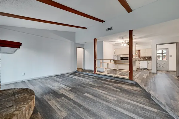 $2,295 | 6706 Kings Point, Austin, TX 78723