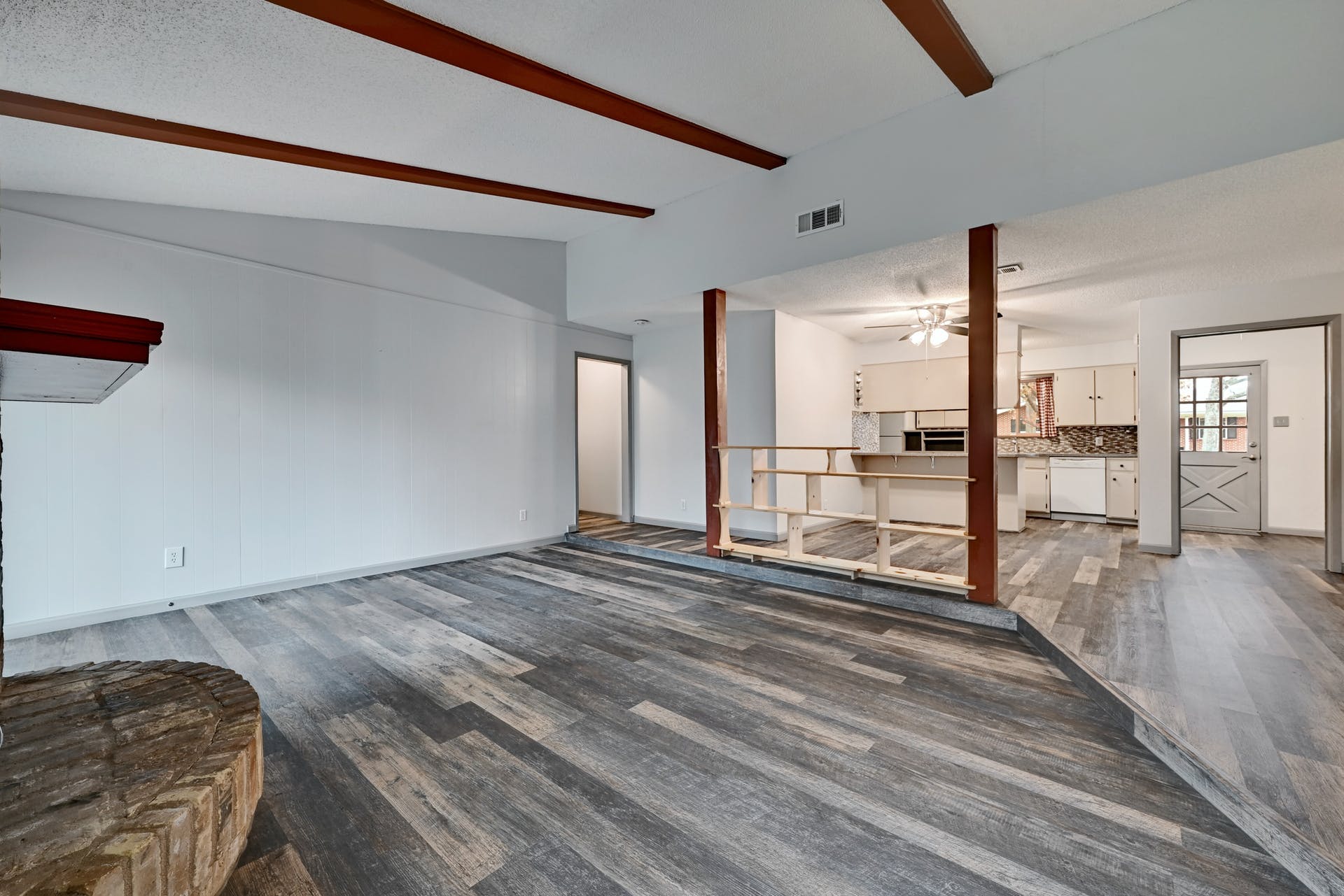 6706 Kings Point Austin, TX 78723 - Photo 5 of 25