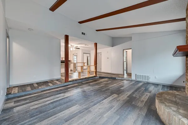 $2,295 | 6706 Kings Point, Austin, TX 78723