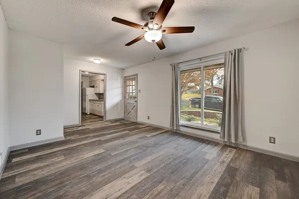 $2,295 | 6706 Kings Point, Austin, TX 78723