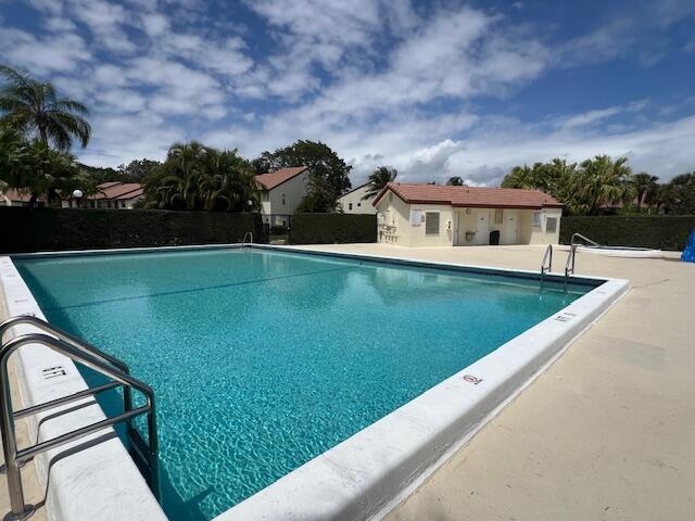 22017 Palms Way, Unit 104 Boca Raton, FL 33433 - Photo 21 of 22 IMG_9063