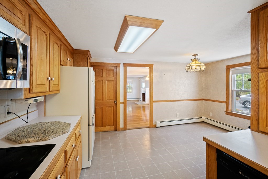 5 Maple Street Mendon, MA 01756 - Photo 13 of 42