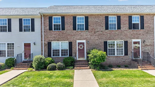 $275,000 | 1016 Middle View Drive, Forest, VA 24551
