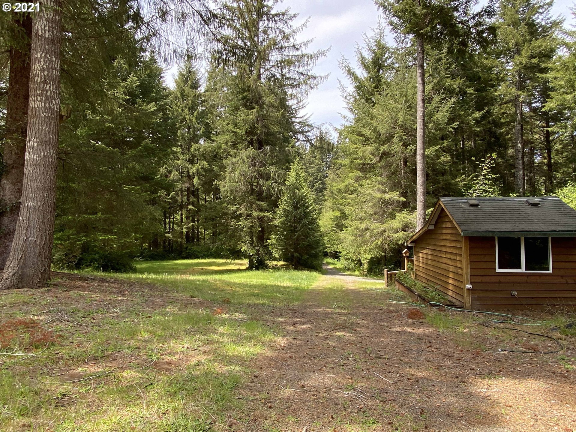 5708 Canary Road Florence, OR 97439 - Photo 17 of 27 Gallery Image 17