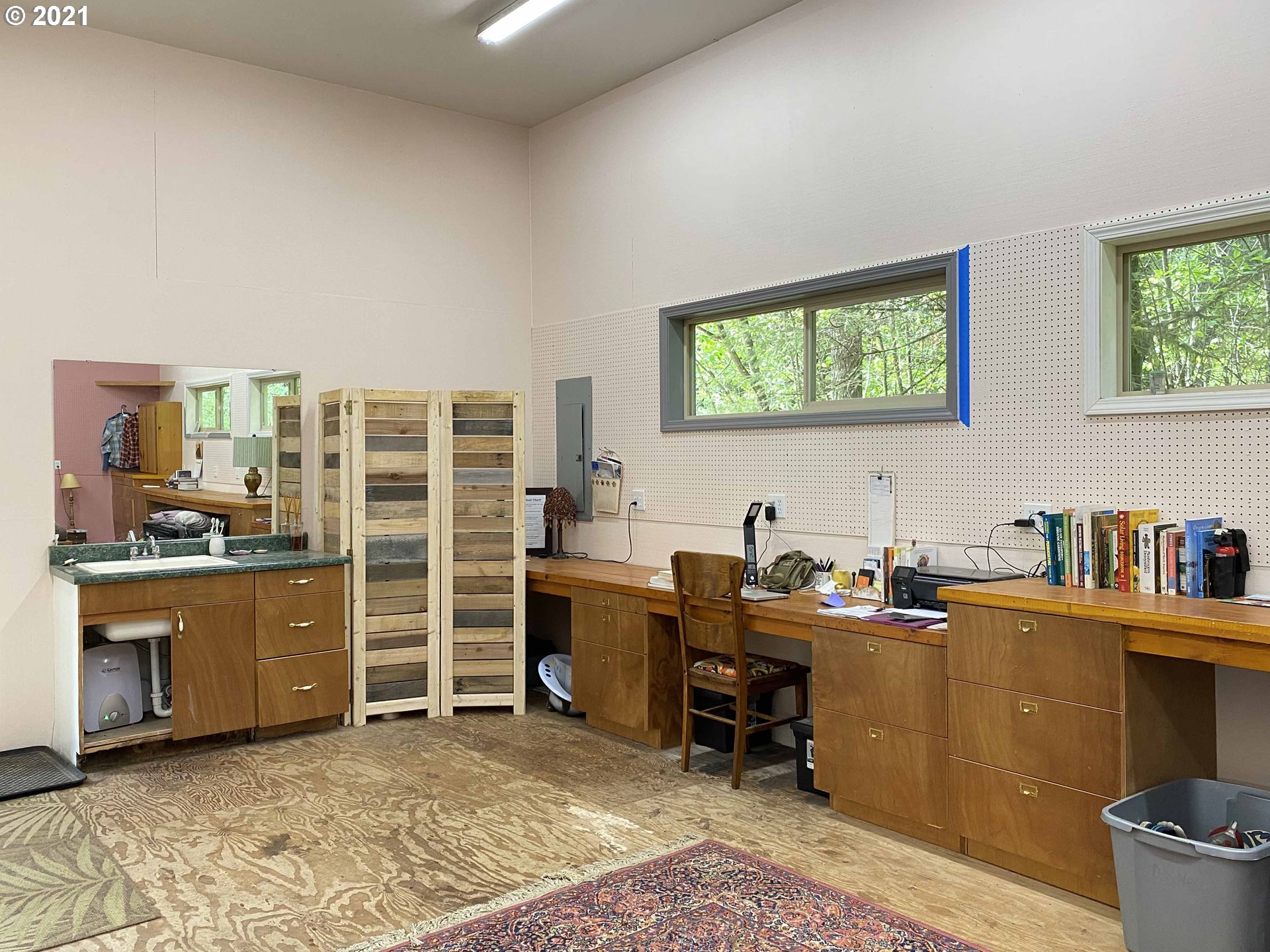 5708 Canary Road Florence, OR 97439 - Photo 5 of 27 Gallery Image 5