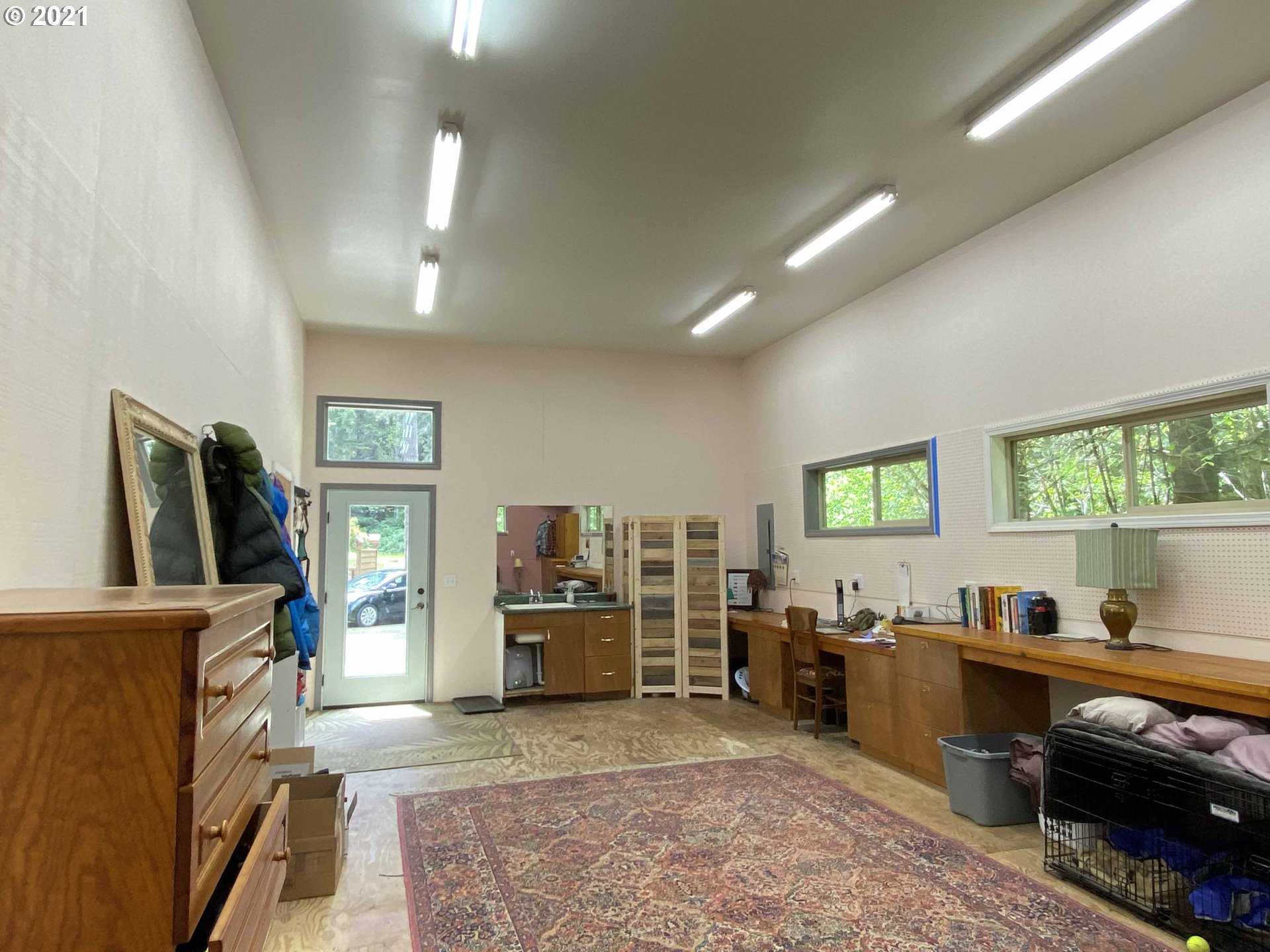 5708 Canary Road Florence, OR 97439 - Photo 7 of 27 Gallery Image 7