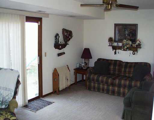 6530 Wood Rim Run Fort Wayne, IN 46825 - Photo 3 of 4 Gallery Image 3