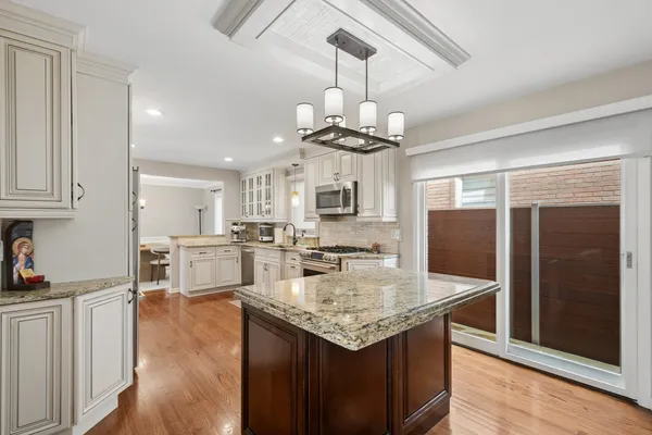 $998,000 | 4647 Thatcher Avenue, Norridge, IL 60706