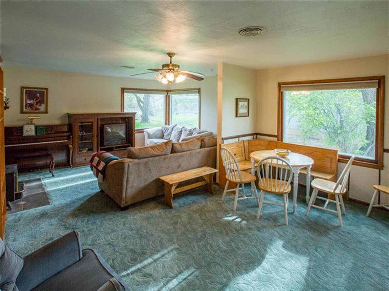 111 West Graves Road Spokane, WA 99218 - Photo 3 of 20