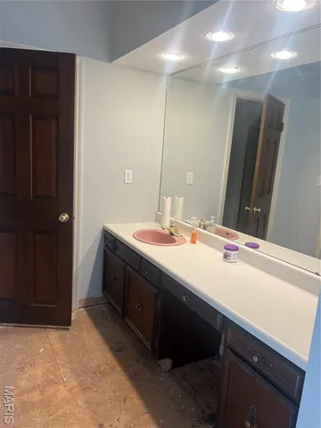 $250,000 | 197 Wayne 340, Piedmont, MO 63957