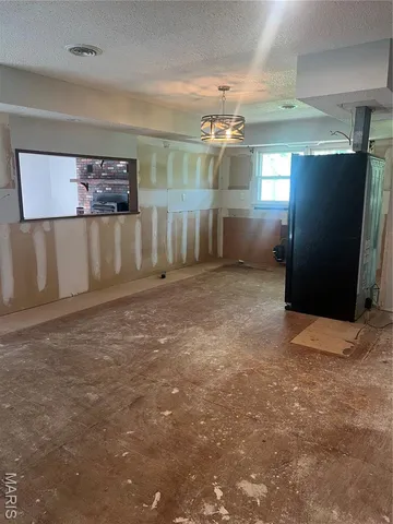 $250,000 | 197 Wayne 340, Piedmont, MO 63957