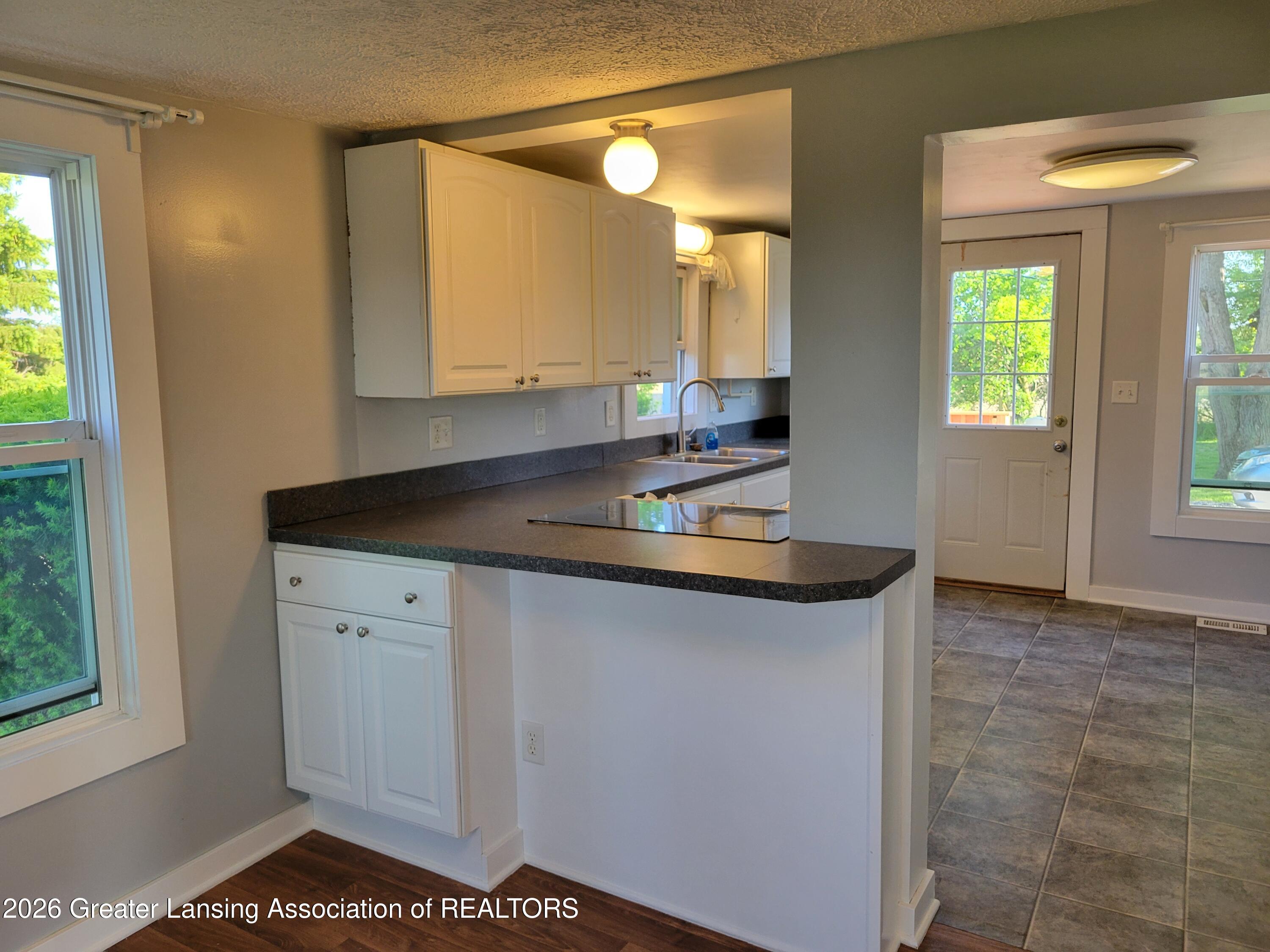 4609 West Pratt Road Dewitt, MI 48820 - Photo 5 of 29 20260528_185244
