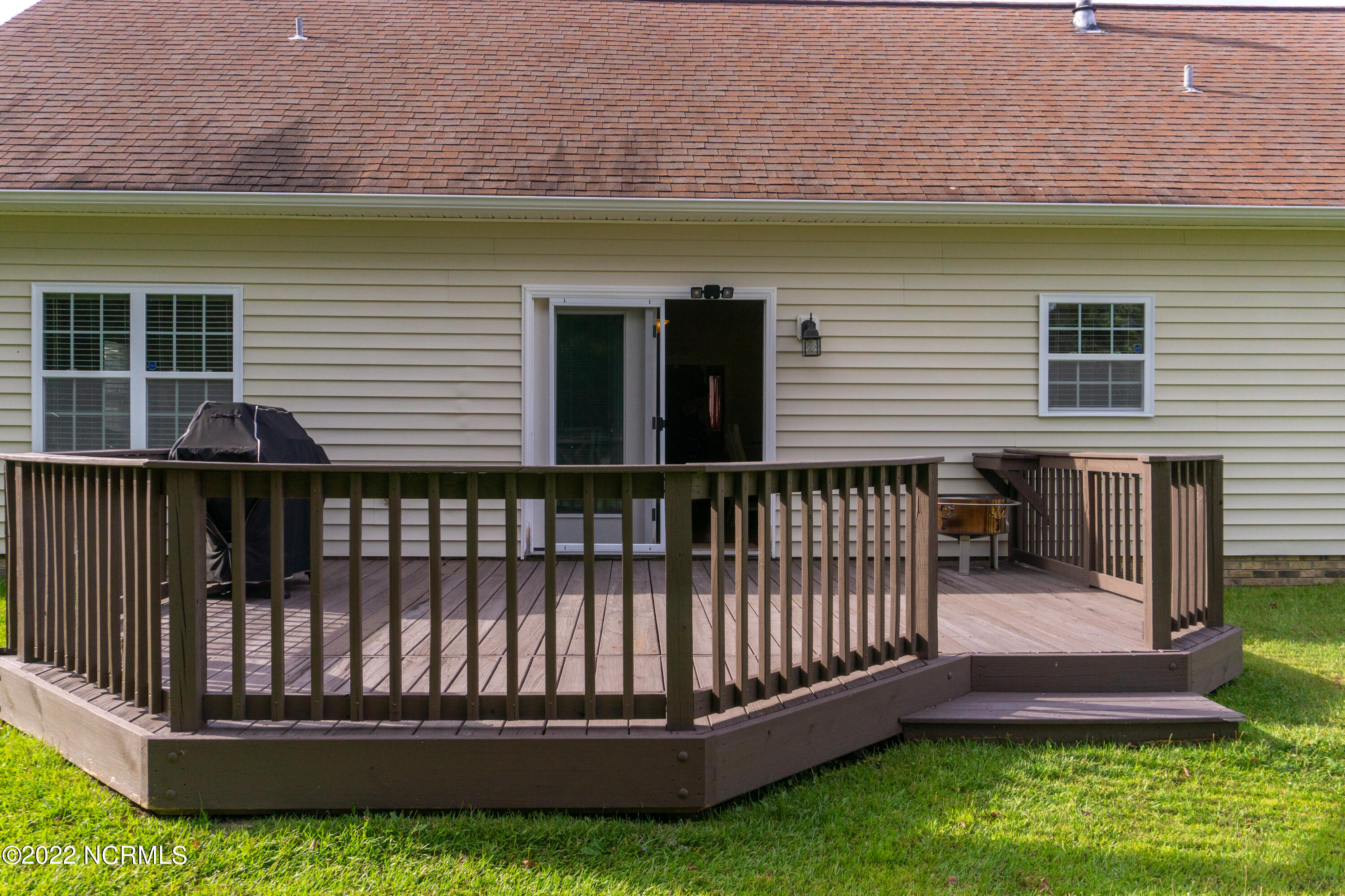 101 Coree Way New Bern, NC 28562 - Photo 24 of 26 DSC01770-HDR