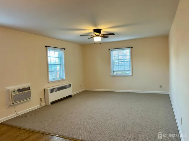 $1,750 | 22 Roselle Avenue, Unit B, Roselle Park, NJ 07204