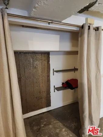 $2,300 | 711 South Olive Street, Unit 203, Los Angeles, CA 90014