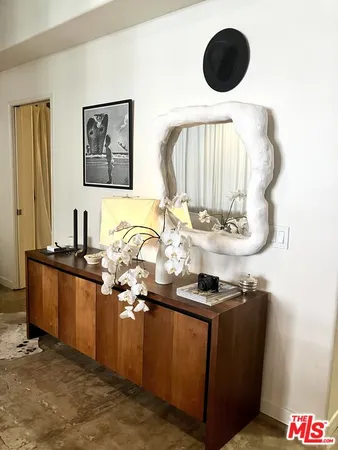 $2,300 | 711 South Olive Street, Unit 203, Los Angeles, CA 90014