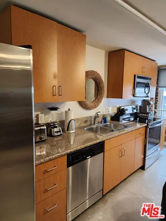 $2,300 | 711 South Olive Street, Unit 203, Los Angeles, CA 90014