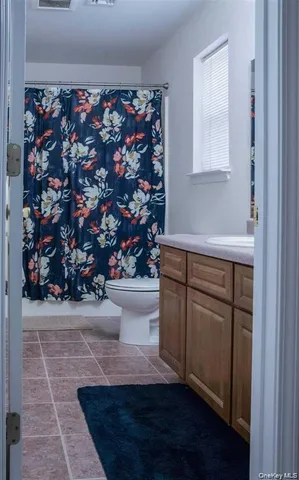 a view of a fruit basket