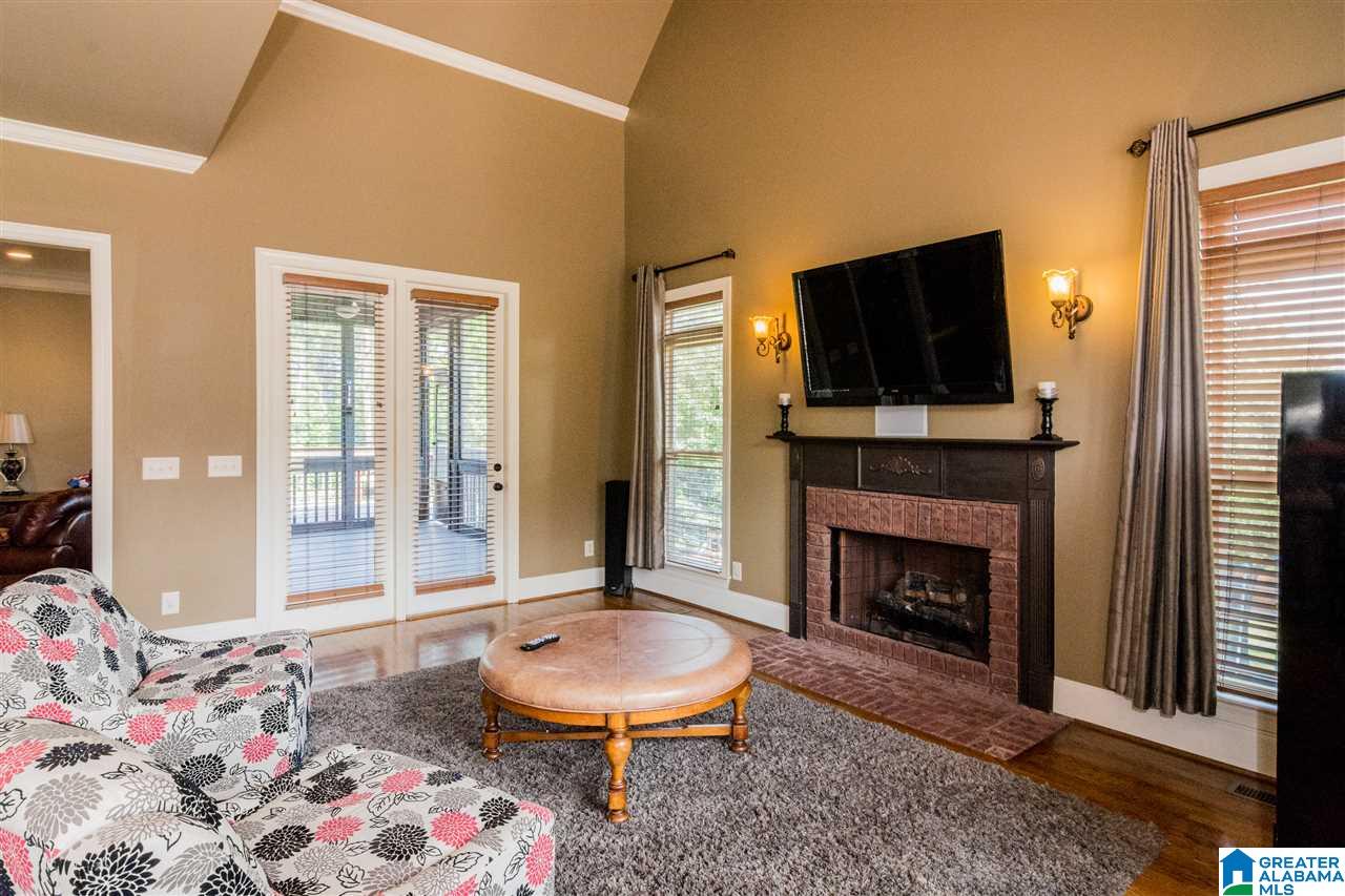 208 Wild Timber Parkway Pelham, AL 35124 - Photo 12 of 37