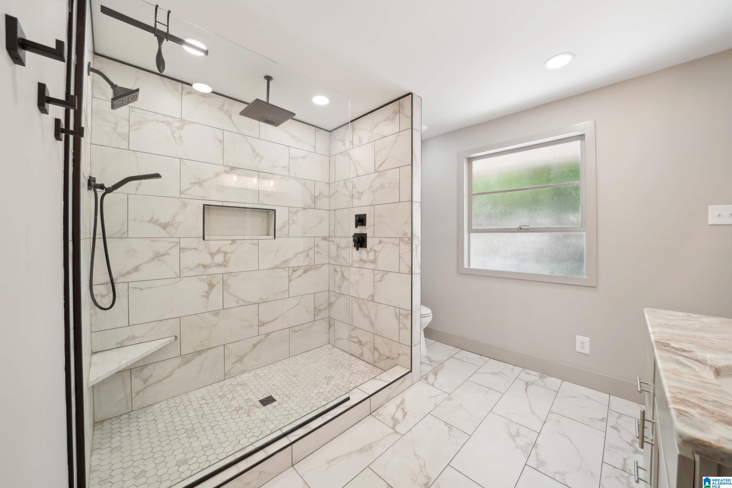 135 Sunset Boulevard Oneonta, AL 35121 - Photo 23 of 92
