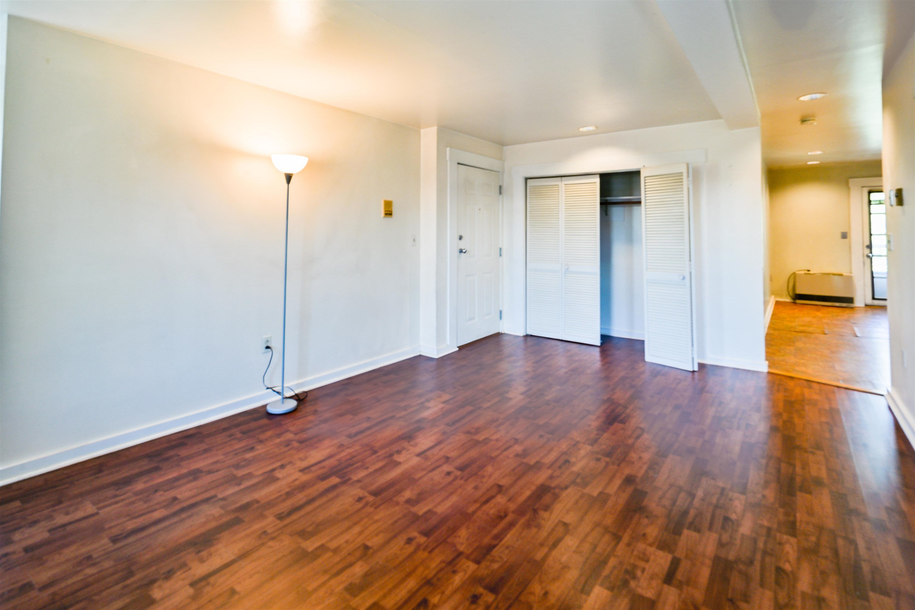 139 West Merrimack Street, Unit 3 Manchester, NH 03101 - Photo 5 of 32